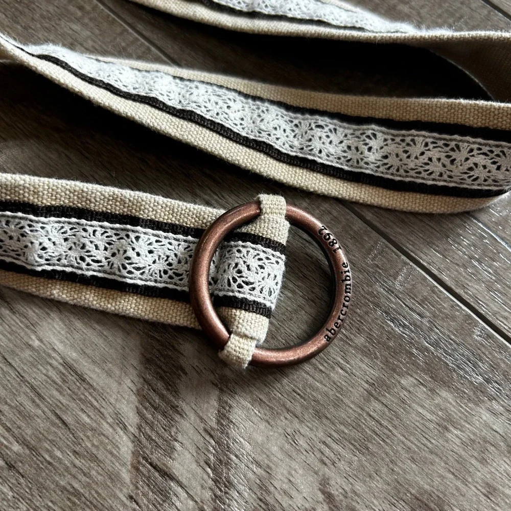 Y2k Abercrombie Kids Girls Beige Cotton Webbed Belt Lace Trim Copper D-Ring S/M